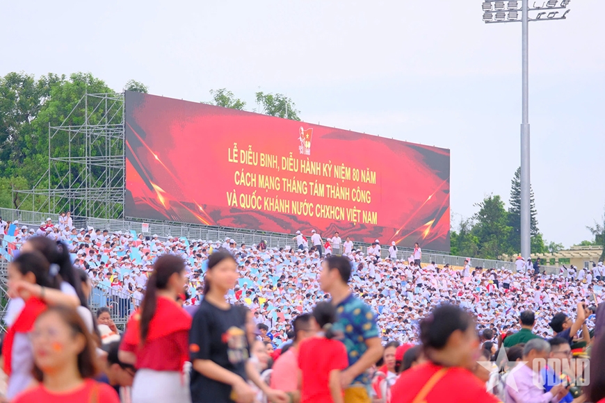 View - 	Hơn 40.000 người tham gia sơ duyệt diễu binh, diễu hành tại Ba Đình